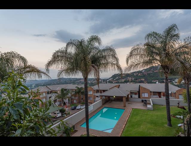 2 BEDROOM TOWNHOUSE FOR SALE IN BASSONIA